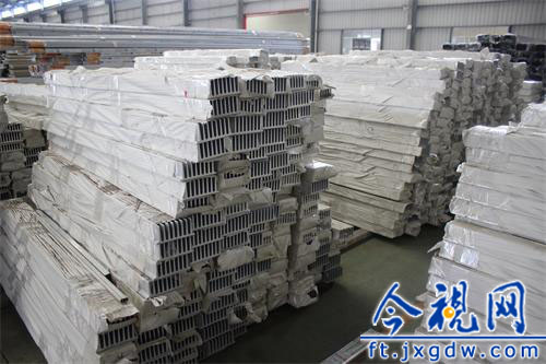 1563356741123689.jpg ad7b3460-152a-47de-8fd4-7a7a702c12be.jpg